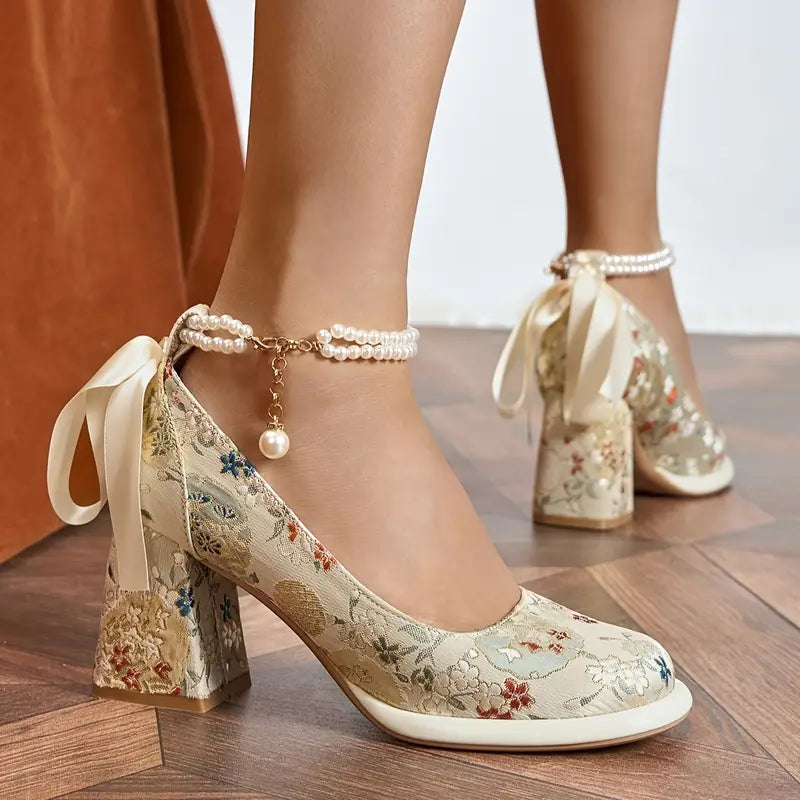 Cumhuriyet Esintili Kadın Topuklu Ayakkabı